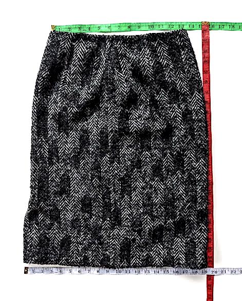 Issey Miyake Japan. Vintage Black/Gray Wool Mini Skirt