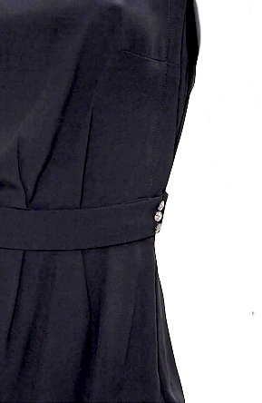 Loris Azzaro Paris. Little Black Classic Knee-Length Sleeveless Sheath