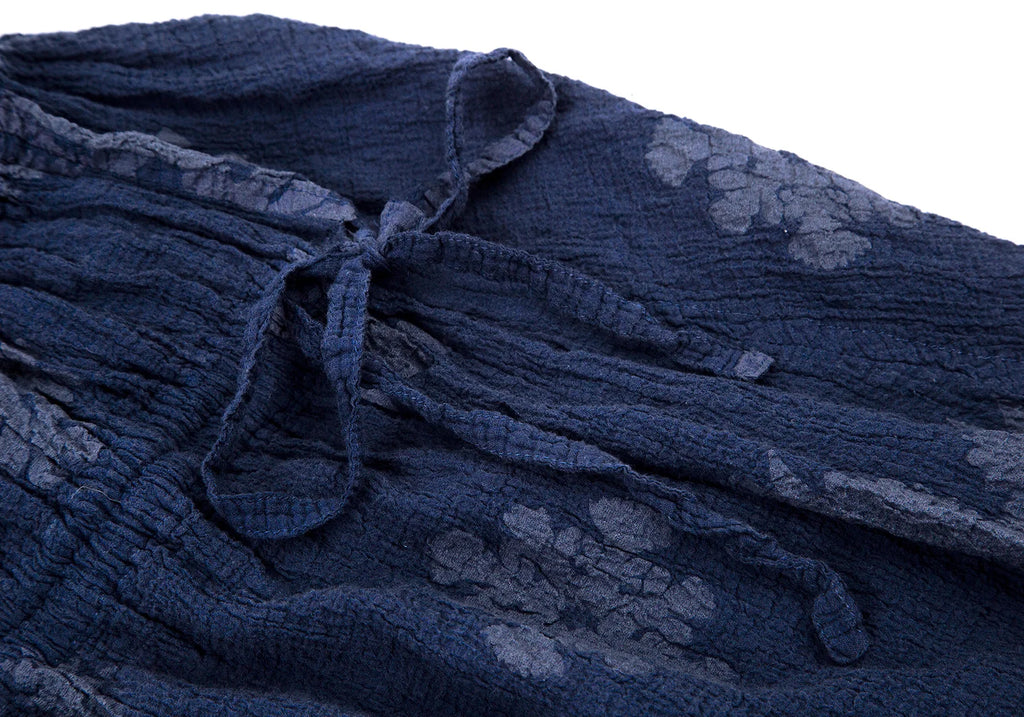 ISSEY MIYAKE JAPAN. "me line" Navy Jacquard Wrinkle Skirt