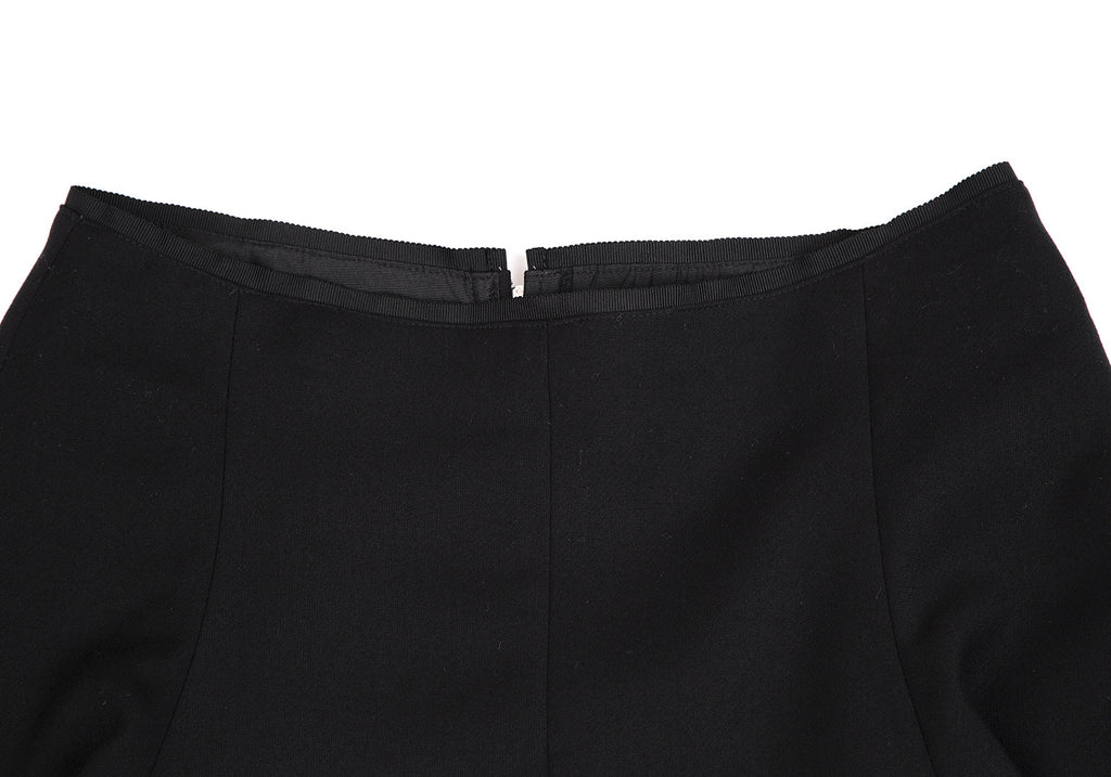 UNITED ARROWS JAPAN. BEAUTY & YOUTH. Black Back Zip Stretch Flare Mini Skirt
