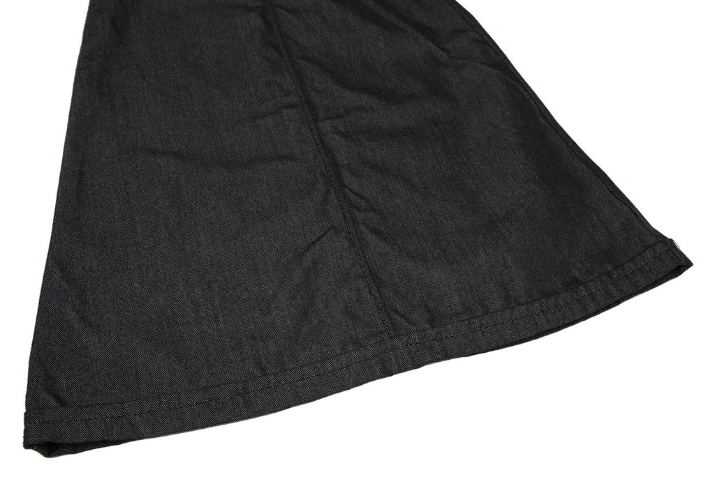 COMME des GARCONS JAPAN. robe de chambre. Black Denim A Line Skirt