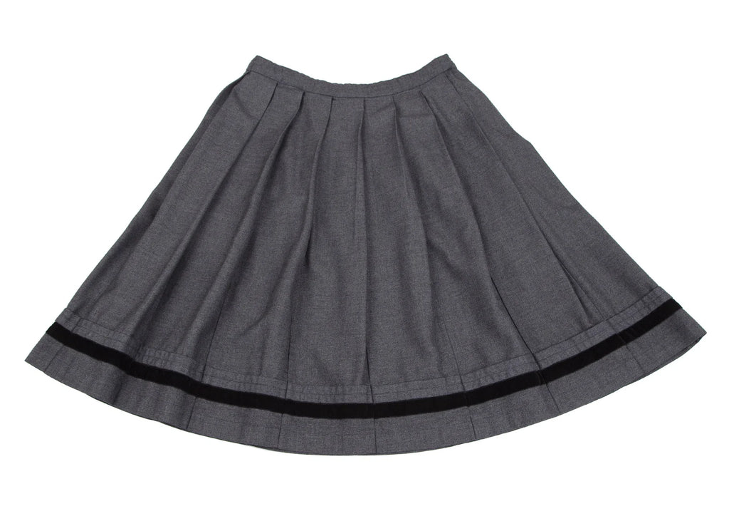 COMME des GARCONS COMME des GARCONS JAPAN. Hem Velor Line Grey Pleats Skirt