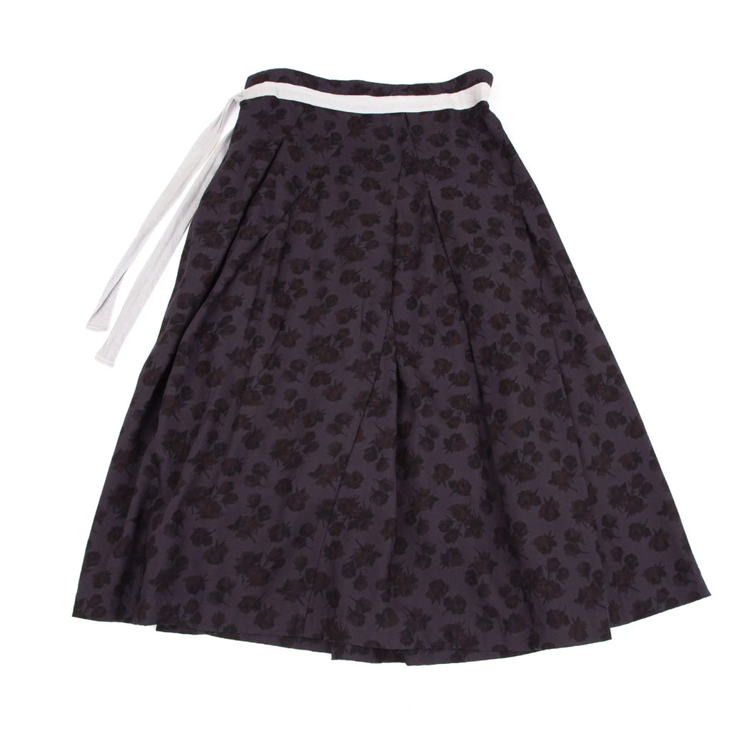 COMME des GARCONS JAPAN. TRICOT. Wool Dyed Purple Floral Wrap Skirt