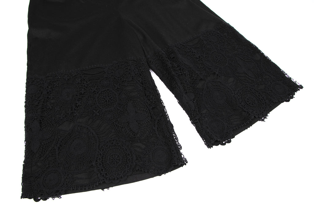 ISSEY MIYAKE JAPAN. HaaT. Black Lace Pasted Shorts