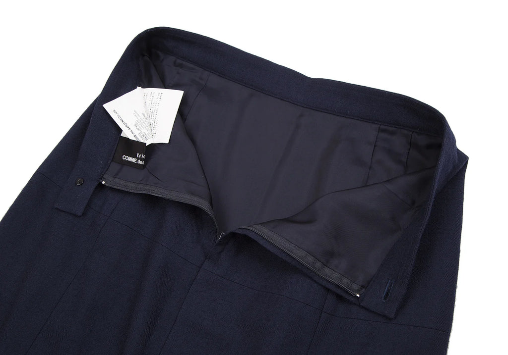 COMME des GARCONS JAPAN. TRICOT. Navy Wool Trapezoid Skirt