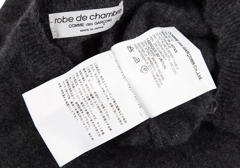 COMME des GARCONS JAPAN. robe de chambre Charcoal Cashmere Knit Cardigan