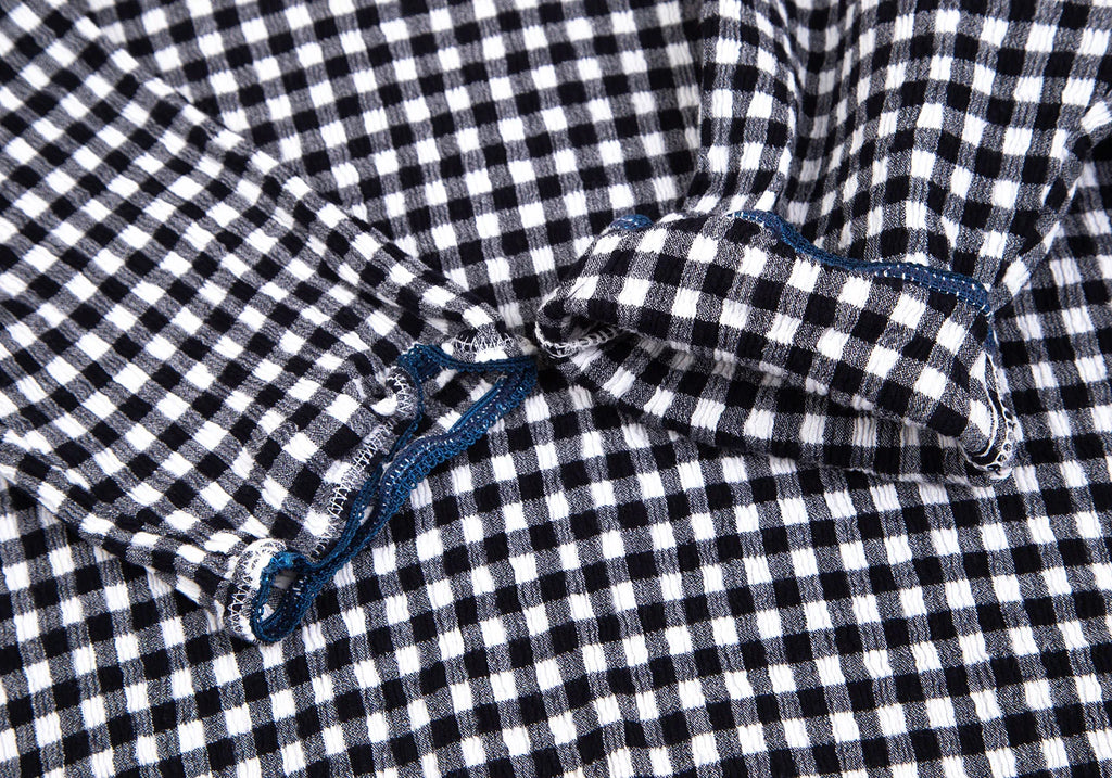 Creperie Japan. White/Black Gingham Check Top