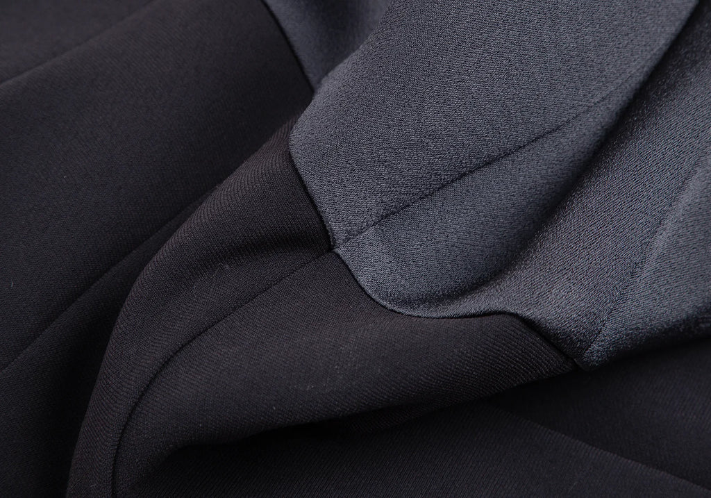 BEAUTY & YOUTH UNITED ARROWS JAPAN. Navy Polytech Switching Dress