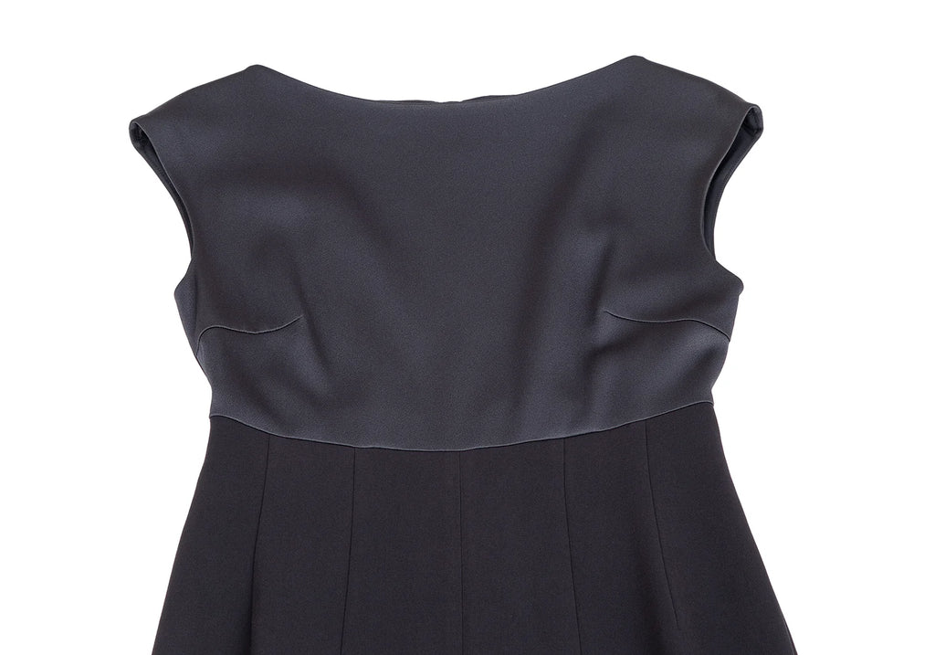 BEAUTY & YOUTH UNITED ARROWS JAPAN. Navy Polytech Switching Dress