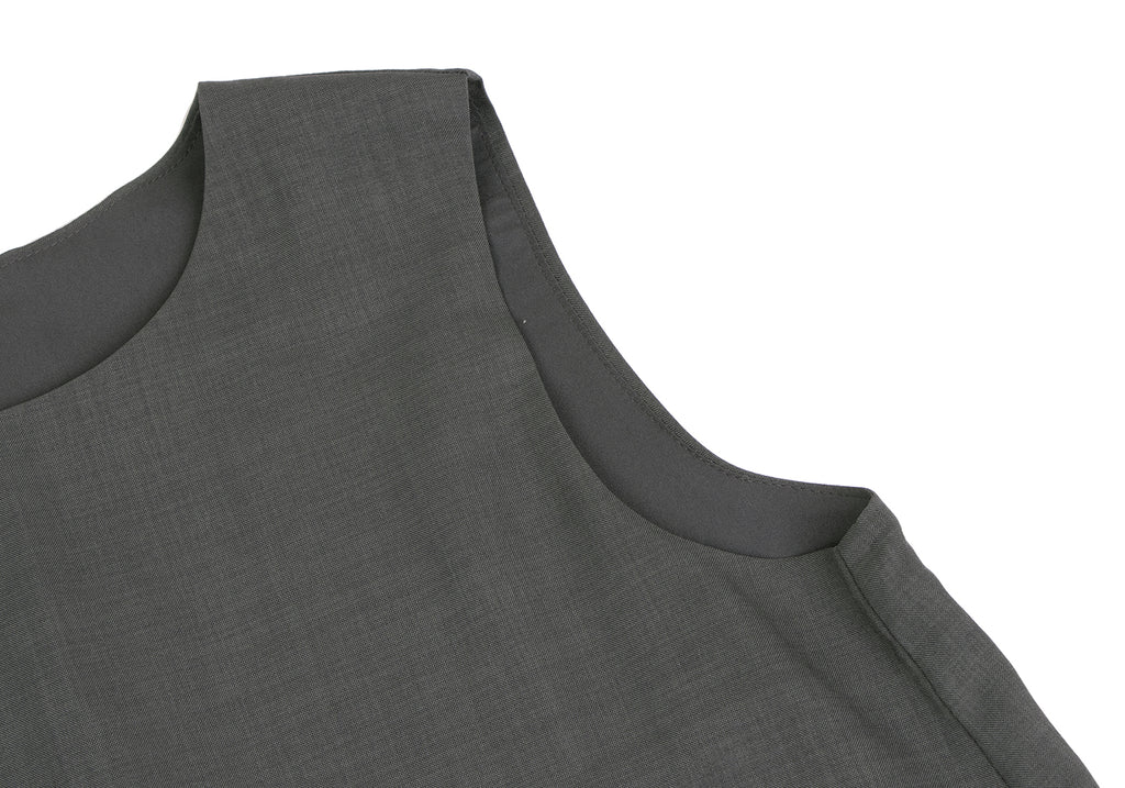 UNITED ARROWS JAPAN. closet story. Forest Green Sleeveless Belted Dress