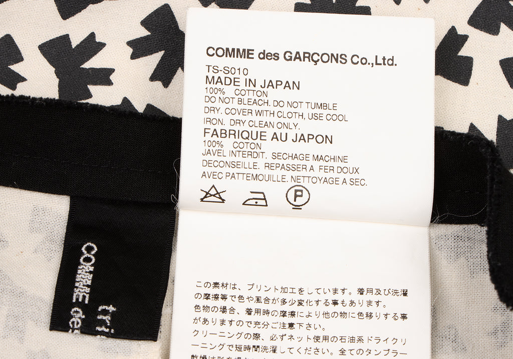 COMME des GARCONS JAPAN. TRICOT. Black/White Cotton Cut-off Ribbon Printed Skirt