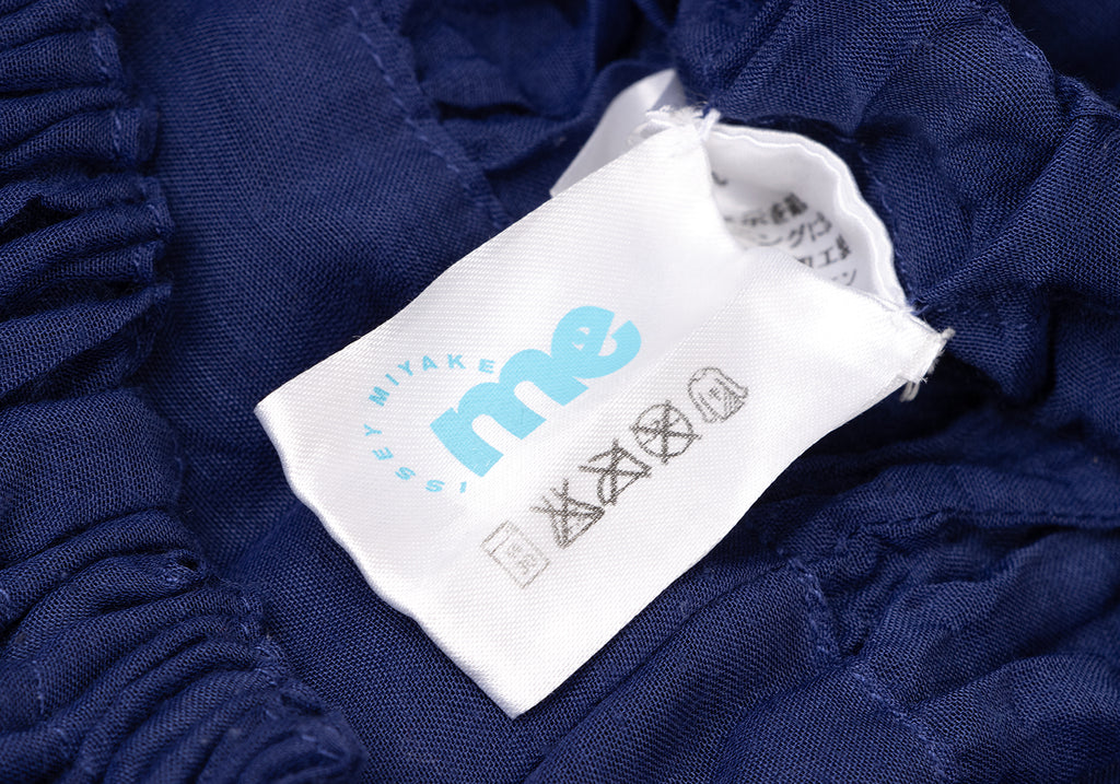 ISSEY MIYAKE JAPAN. me Line. Blue Wrinkle Pleats Skirt