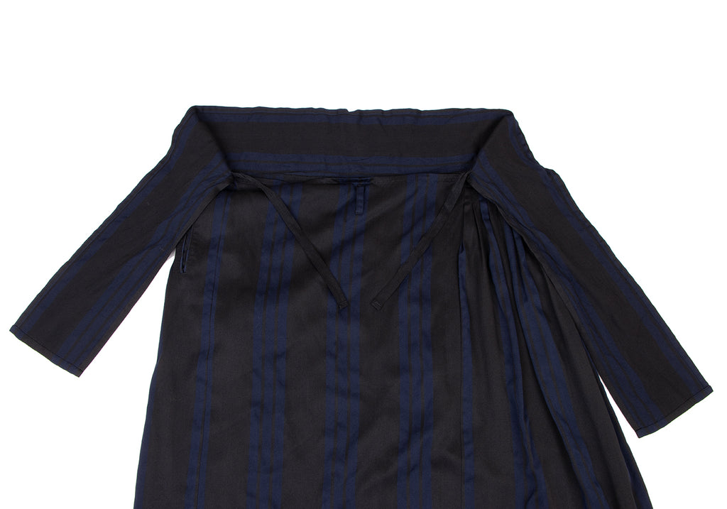 YOHJI YAMAMOTO JAPAN. Y's MOLDYFIG Y'S bis Black, Navy Wool Rayon Pleats Stripe Skirt