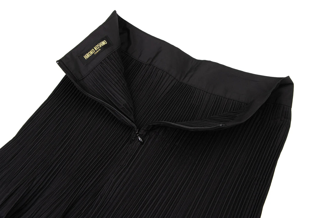 HIROKO KOSHINO PREMIER JAPAN. Black Pleated Hem Lace Skirt