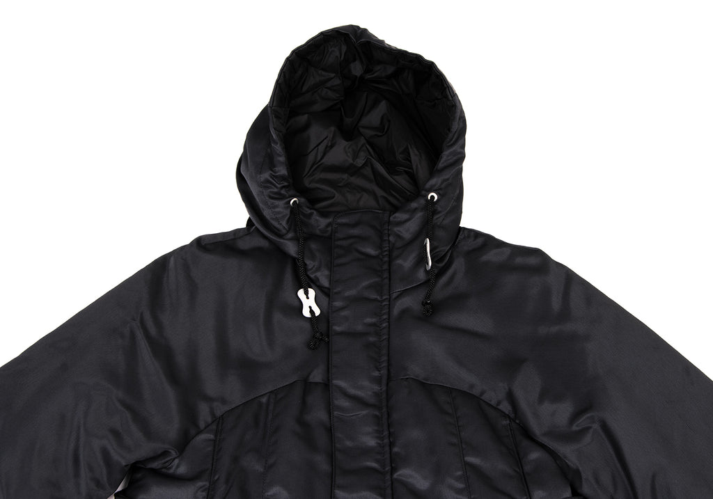 ISSEY MIYAKE JAPAN. FINAL HOME. Black Nylon Padded Back Layered Hooded Jacket