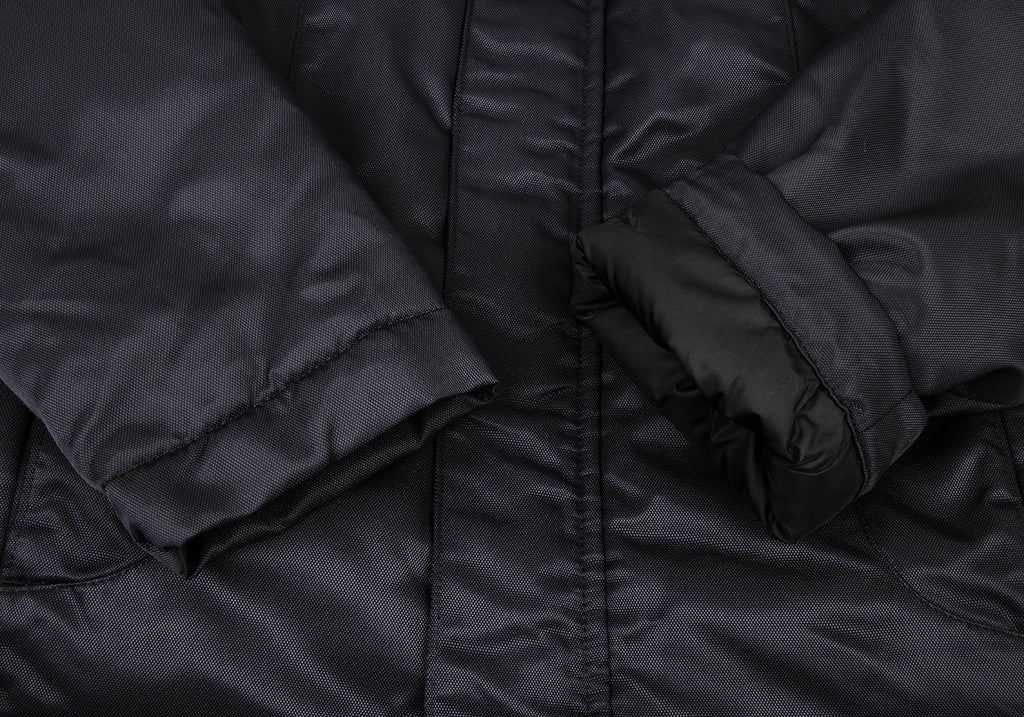 ISSEY MIYAKE JAPAN. FINAL HOME. Black Nylon Padded Back Layered Hooded Jacket