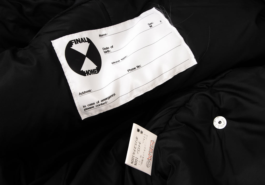 ISSEY MIYAKE JAPAN. FINAL HOME. Black Nylon Padded Back Layered Hooded Jacket