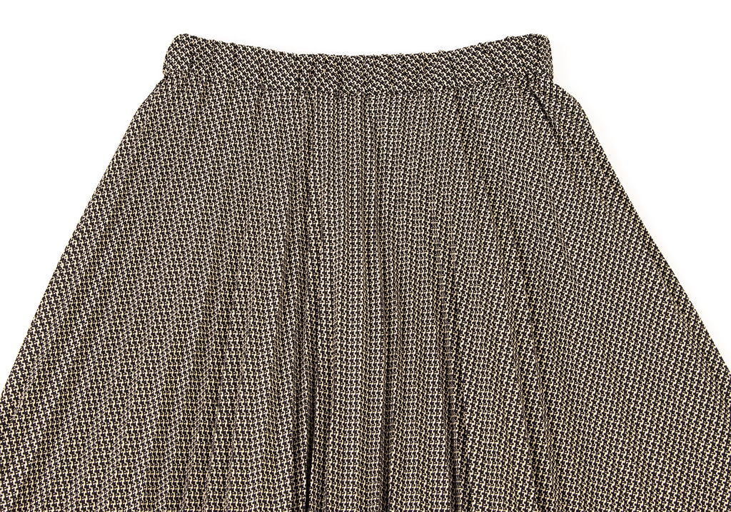 Leilian Japan. Black, Beige Patterned Pleats Poly Skirt