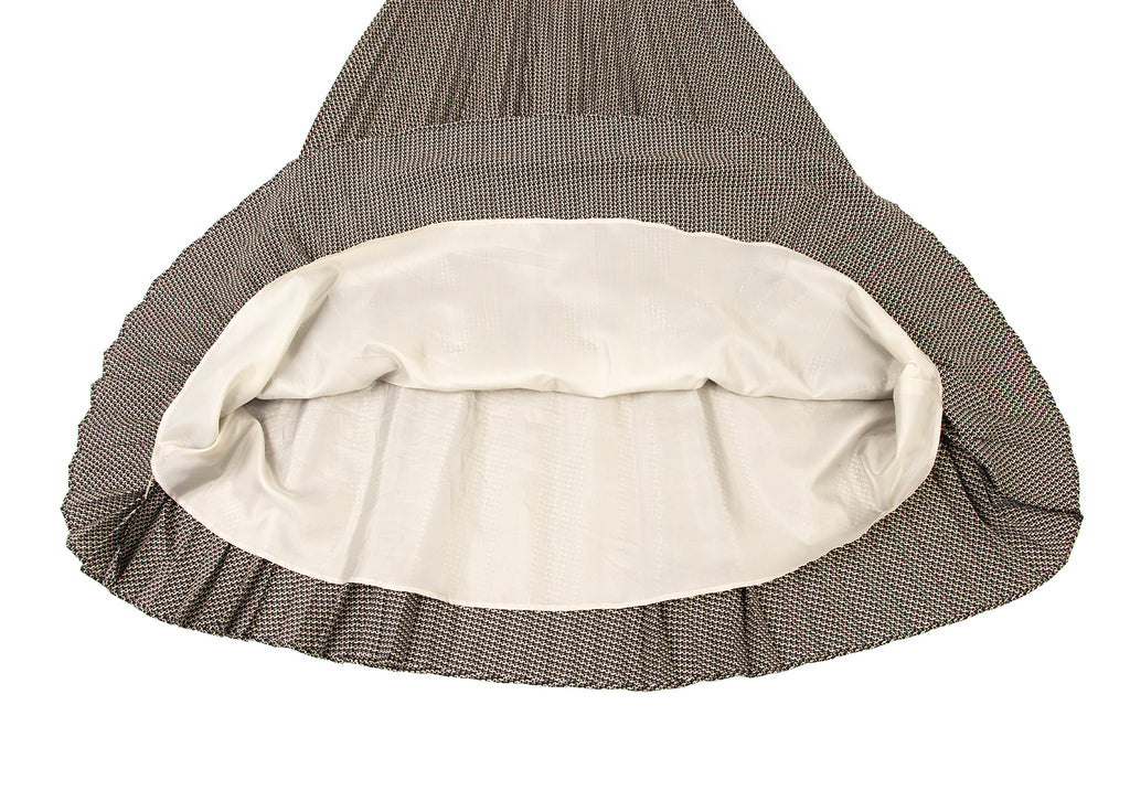 Leilian Japan. Black, Beige Patterned Pleats Poly Skirt