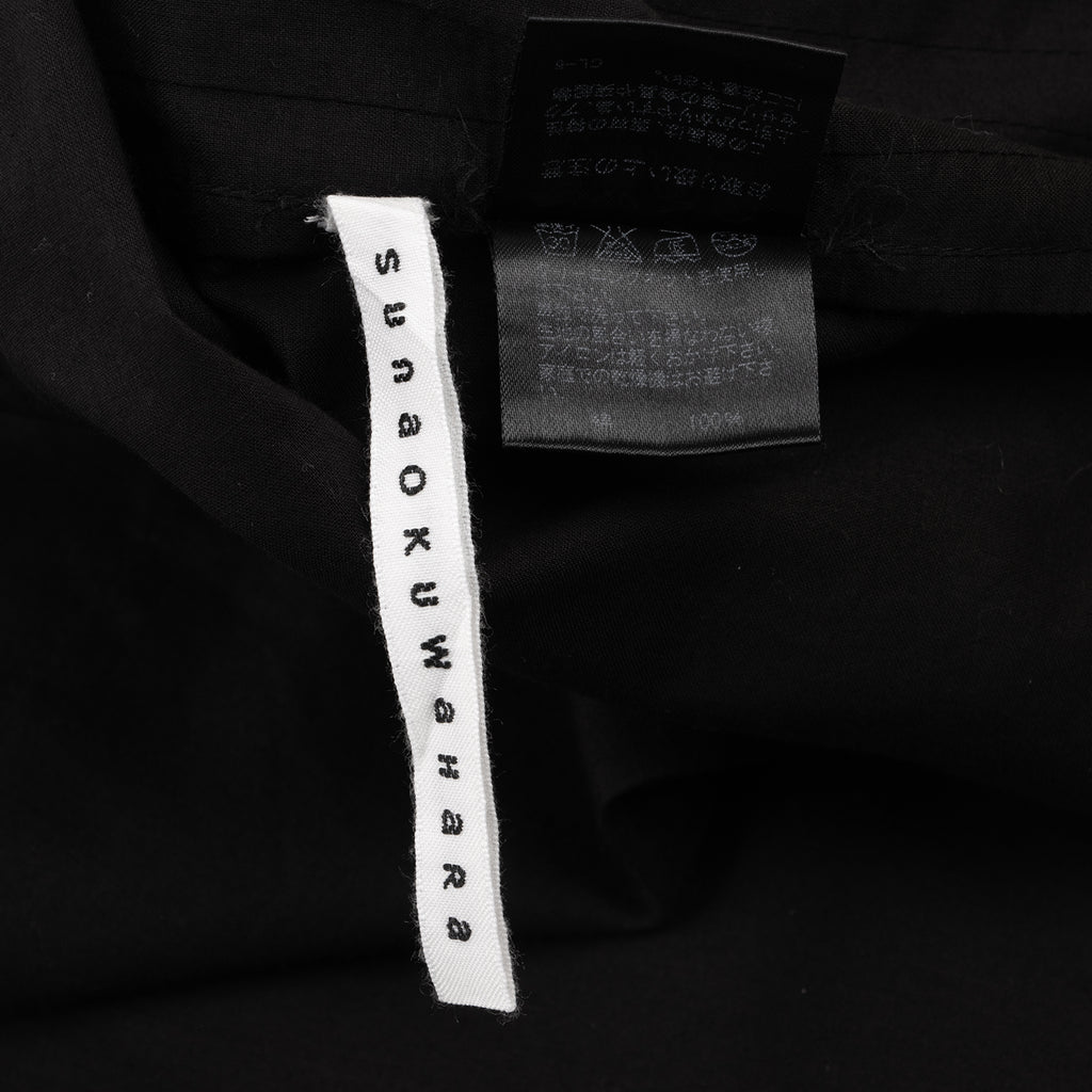 ISSEY MIYAKE JAPAN. sunaokuwahara. Black Pleats Switching Umbrella Sleeve Blouse