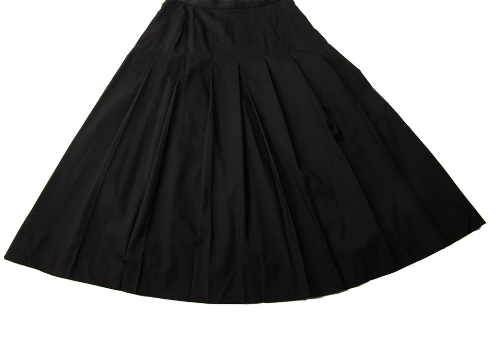 Mademoiselle NON NON Japan. Black Stretch Wool Pleated Skirt