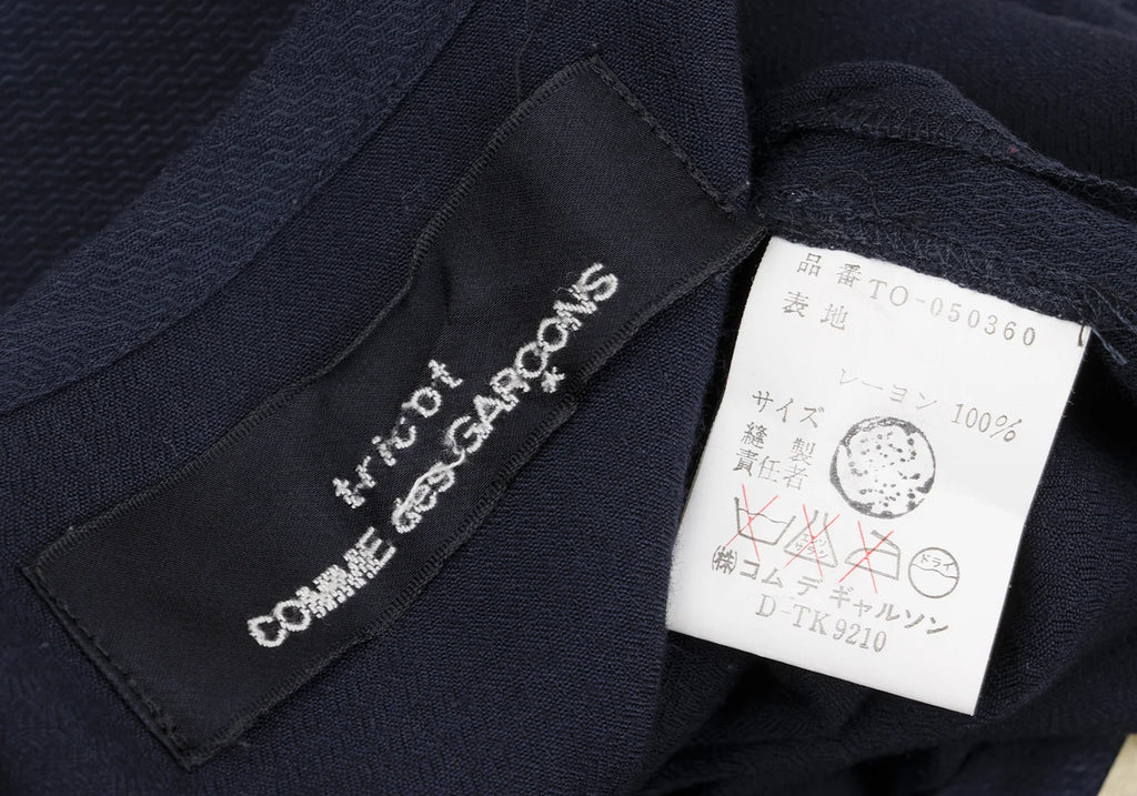 COMME des GARCONS JAPAN. TRICOT. Navy Patterned Textured Rayon Belted Dress
