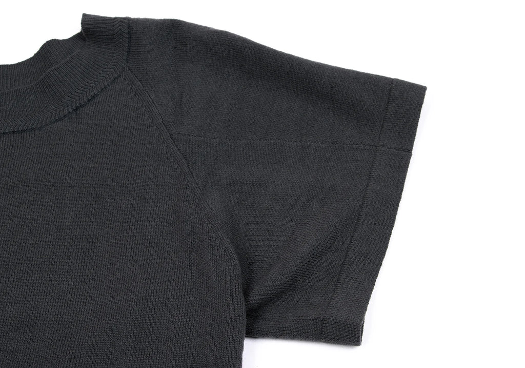 ISSEY MIYAKE JAPAN. zucca Dyed Charcoal Color Wool Short Sleeves Knit Sweater