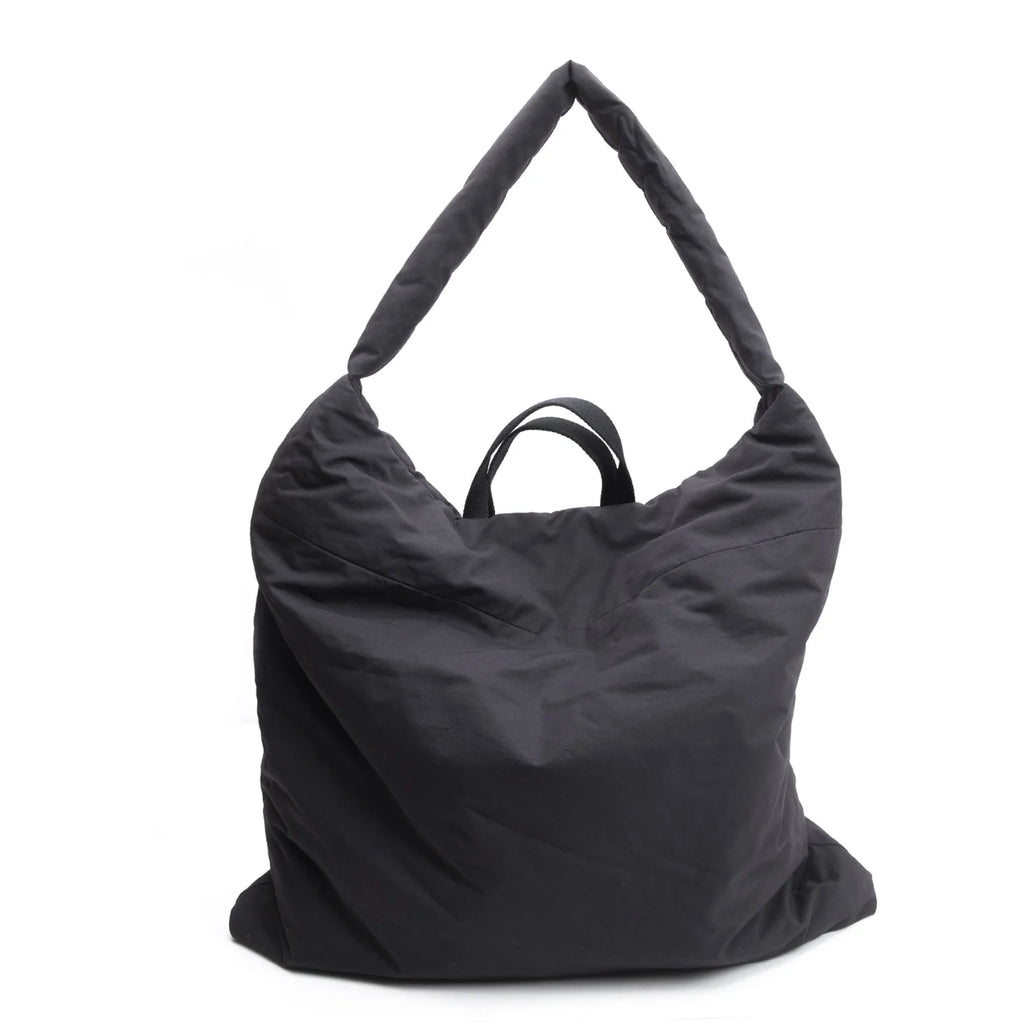 TIDI DAY AND AUGUST JAPAN. Black Large Padding Shoulder Bag