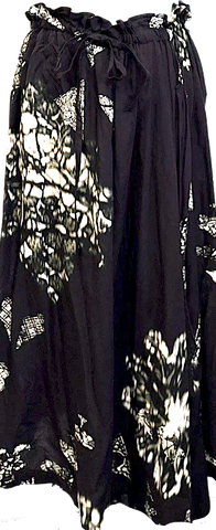 Miu Miu Italy. Black Polyester, Acetate, Nylon Front Zip Skirt