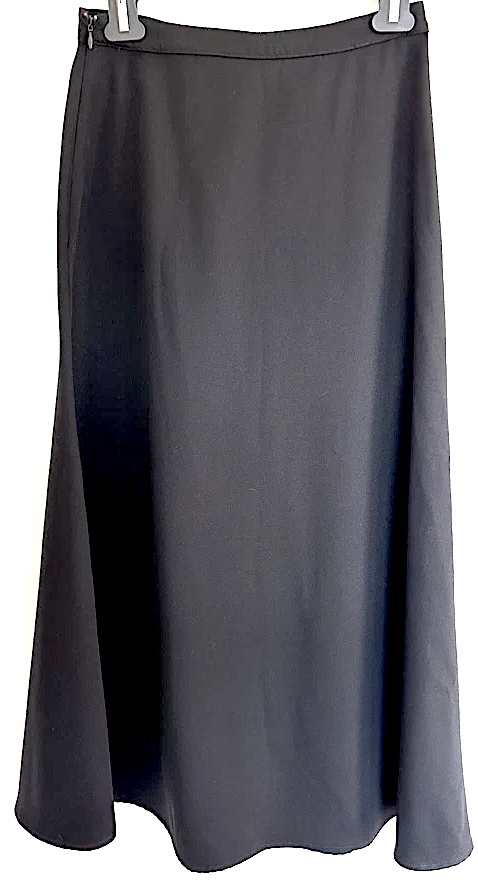 Viden NWT. Black Pure Wool A-Line Skirt