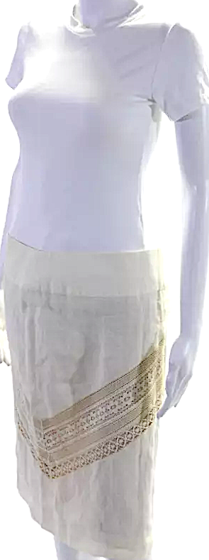 Chloe Paris. White/Beige Linen Knit Detail Knee Length Pencil Skirt
