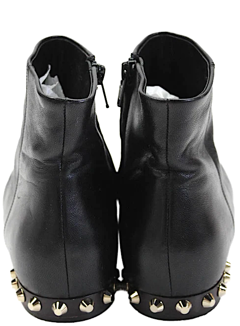 Balenciaga Paris. BlackLeather Studded Ankle Boots Size 37.5