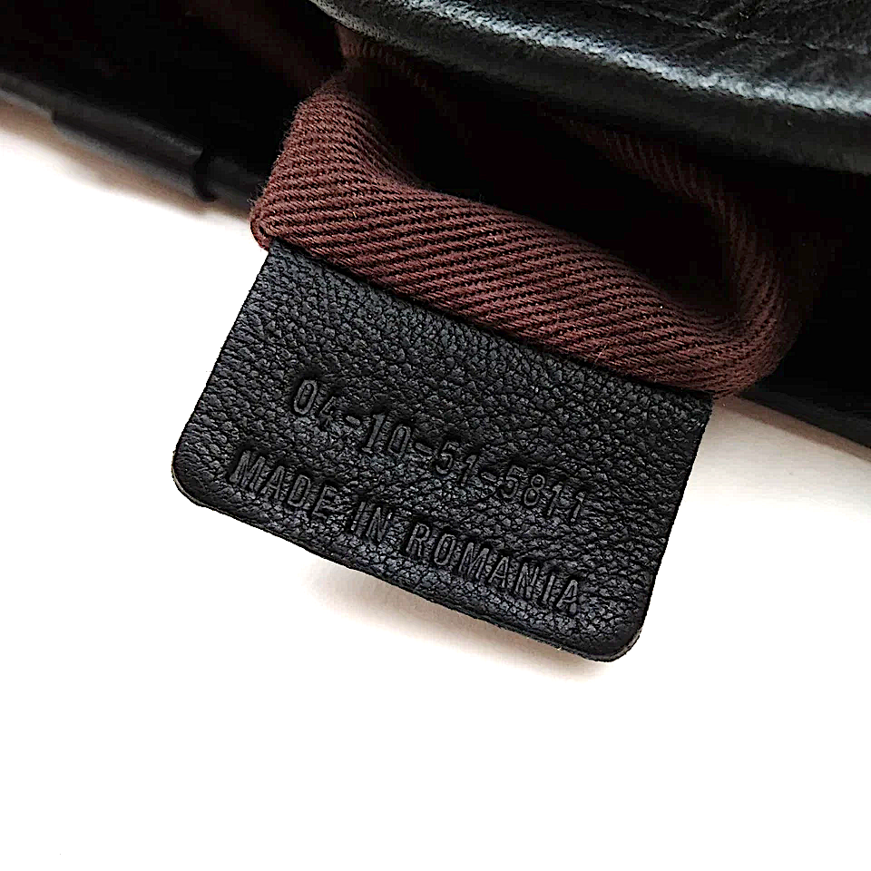 Chloe Paris. Vintage PHOEBE PHILO. Black Leather Shoulder Bag w/Braided Handle