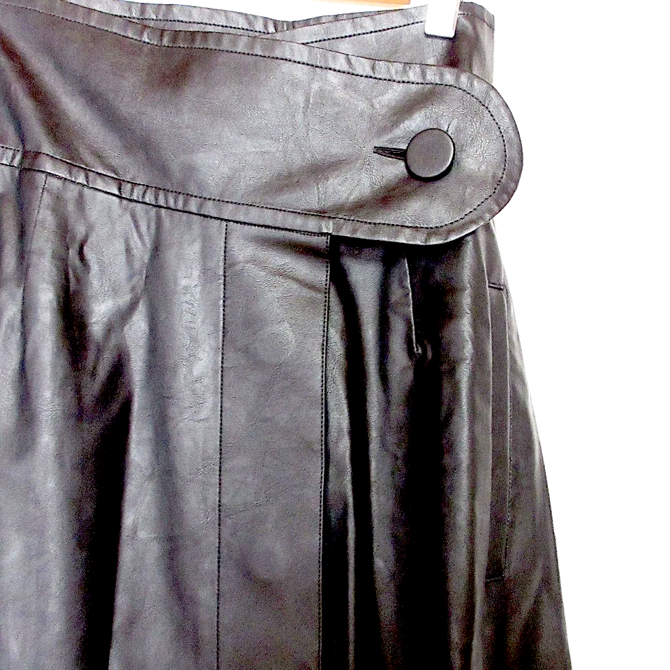 SAYAKA DAVIS JAPAN/NYC. Black Faux Leather High Waist Flared Long Skirt