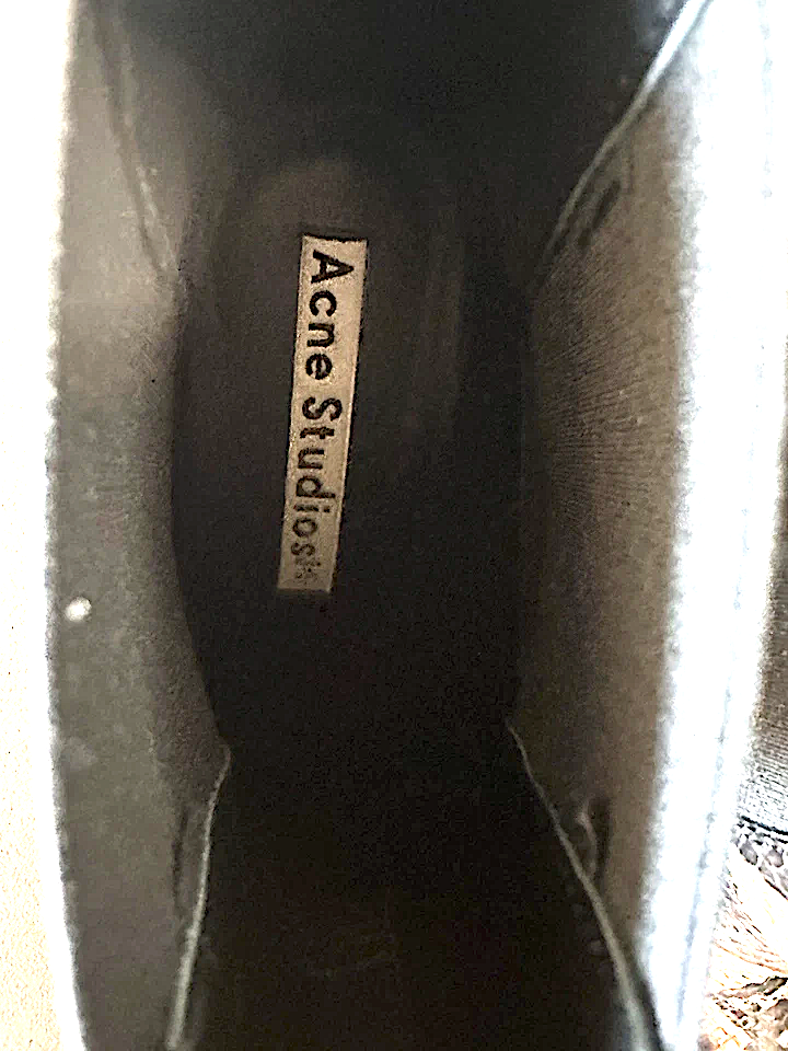 ACNE Studios Sweden. Tan/Brown Snakeskin Leather Ankle Boots Size: 39/9