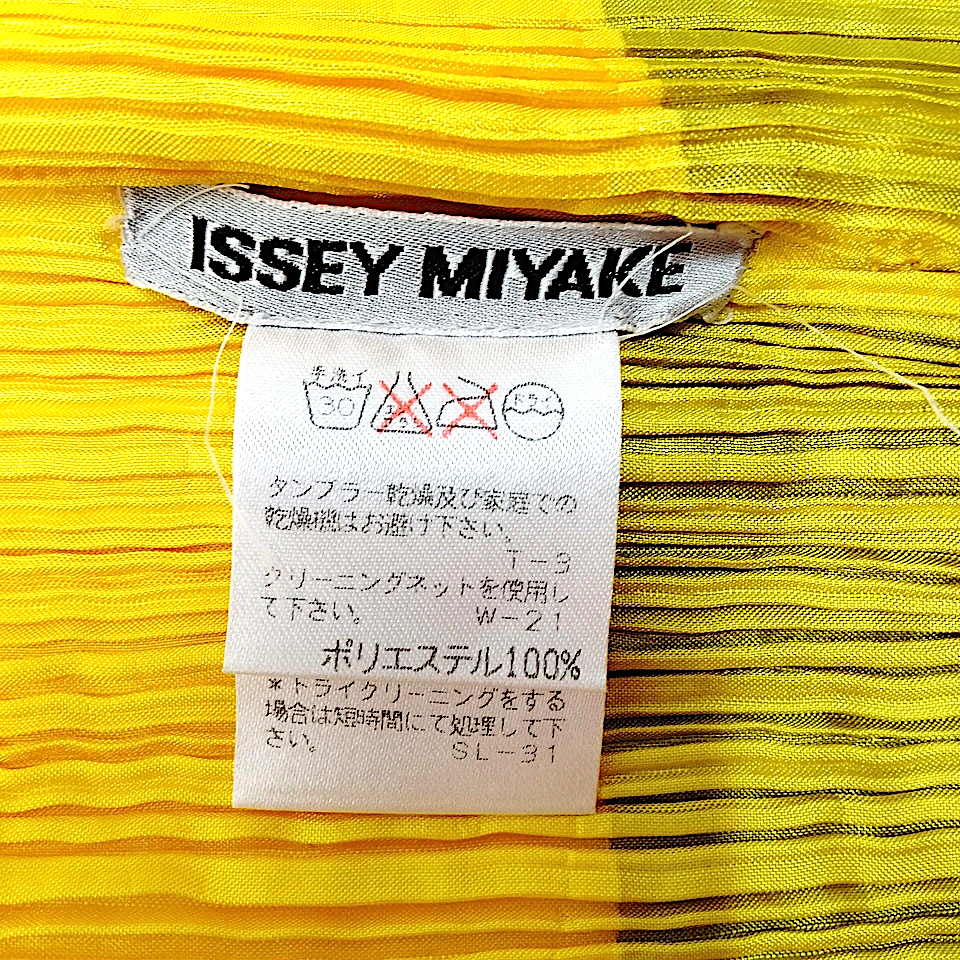 ISSEY MIYAKE JAPAN. Multi-Color PolyTech Pleats Top