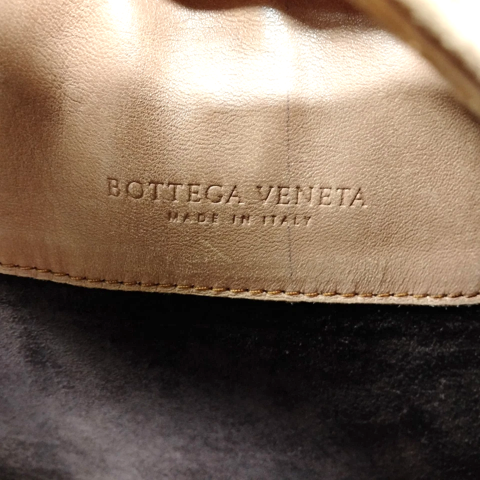 Bottega Veneta Italy Beige Lambskin Leather Shoulder Bag / Hand Bag