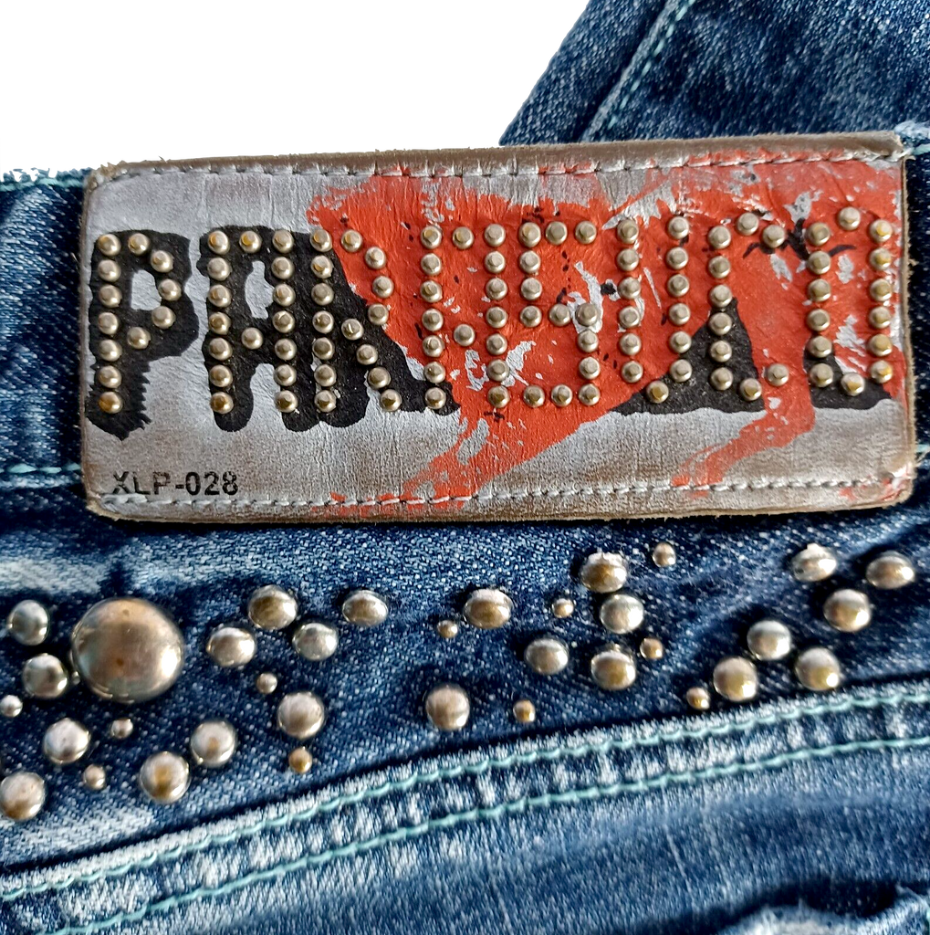 Parasuco Low Rise Embellished Distressed Capris Size 28