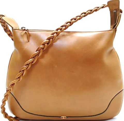 Gucci Italy. Cream Pleated Leather  Gold Tone Accent Top Handle Hobo Handbag / Shoulderbag