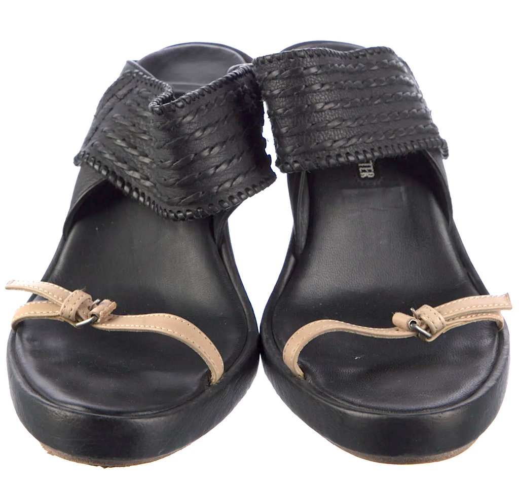 Ann Demeulemeester Belgium. Black Leather Slides Size: 8.5 | IT 38.5