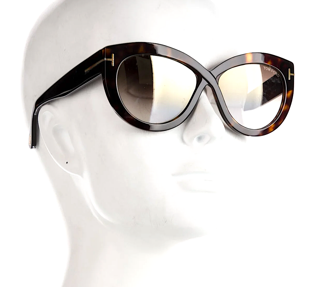 Tom Ford NY. Oversize Tortoiseshell Frames Gradient Sunglasses