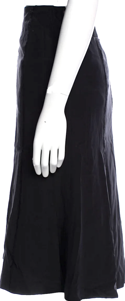 Yves Saint Laurent Rive Gauche Paris. Fall 2002 Collection by Tom Ford Silk Skirt.