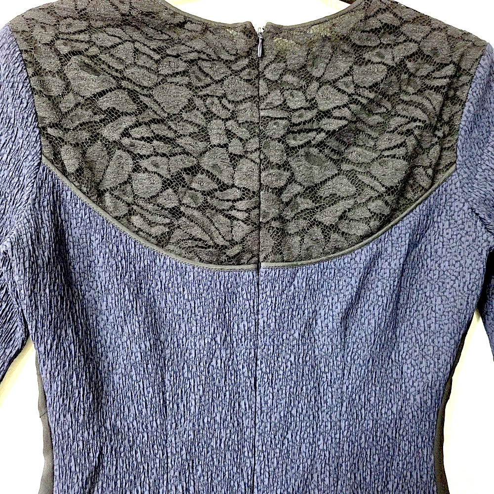 Nina Ricci Paris. Blue/Black Textured Colorblock Silk Sheath Dress