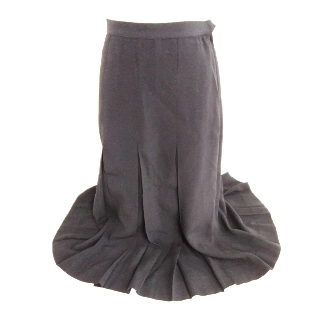 Chanel Paris. Black Acetate, Viscose Blend Pleats Accent Flared Skirt