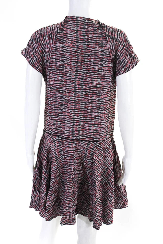 Proenza Schouler NY. Grey, Red Printed Silk Short Sleeve Crew Neck Dress