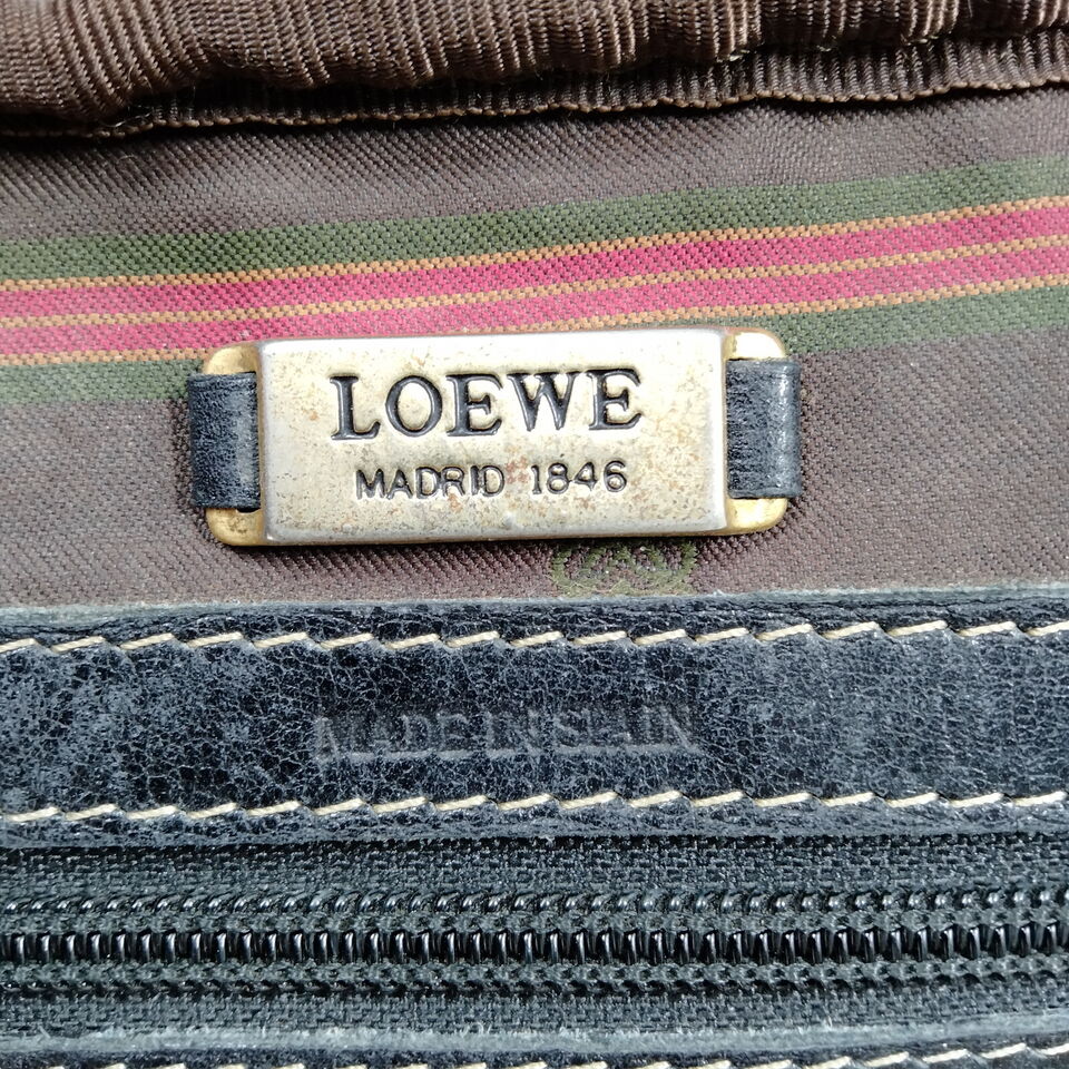 LOEWE Madrid.  Brown Leather Hand Bag / Shoulder Bag