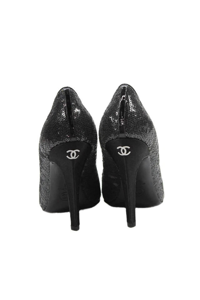 Chanel PARIS. Black/Silver Sequins Embellished Platform Heels Pumps Size 38FR