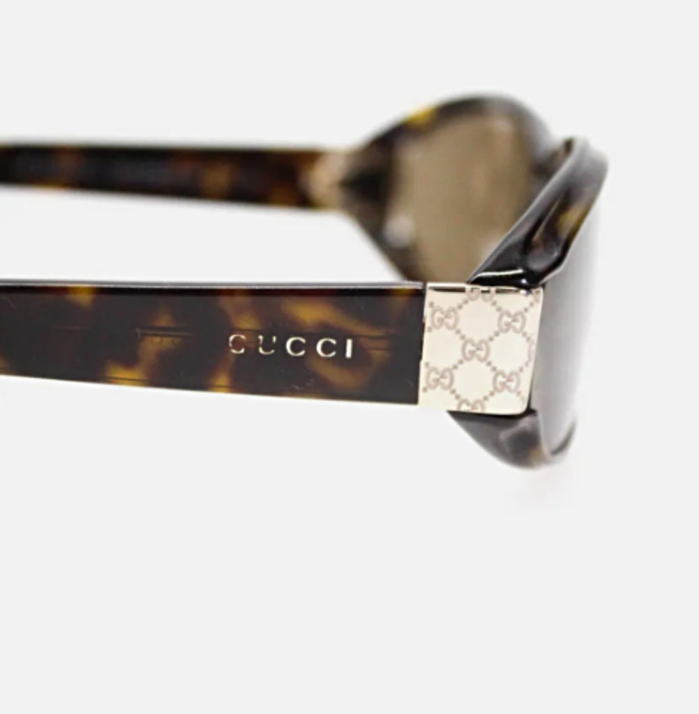 Gucci Italy. Logo Sunglasses Triangle shape Cat Eye Tinted Lenses