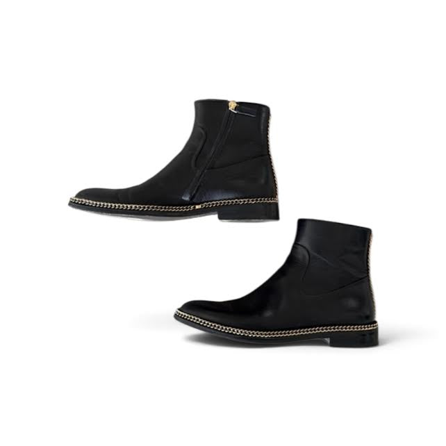 LANVIN PARIS. Black Boots w/Goldplated Chain Accents