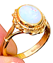 CHESTERFIELDS LONDON. Estate 1930s 9ct Gold Natural Opal Ring